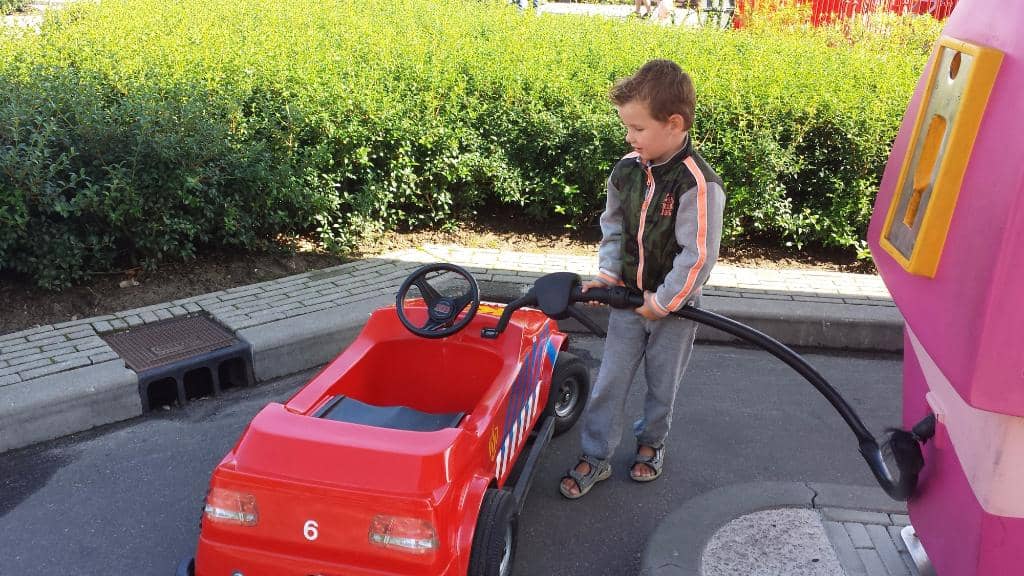 Play Zones & Ball Pit Fun