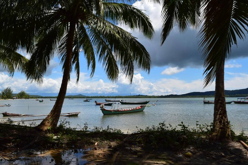 Koh Sompoch Island