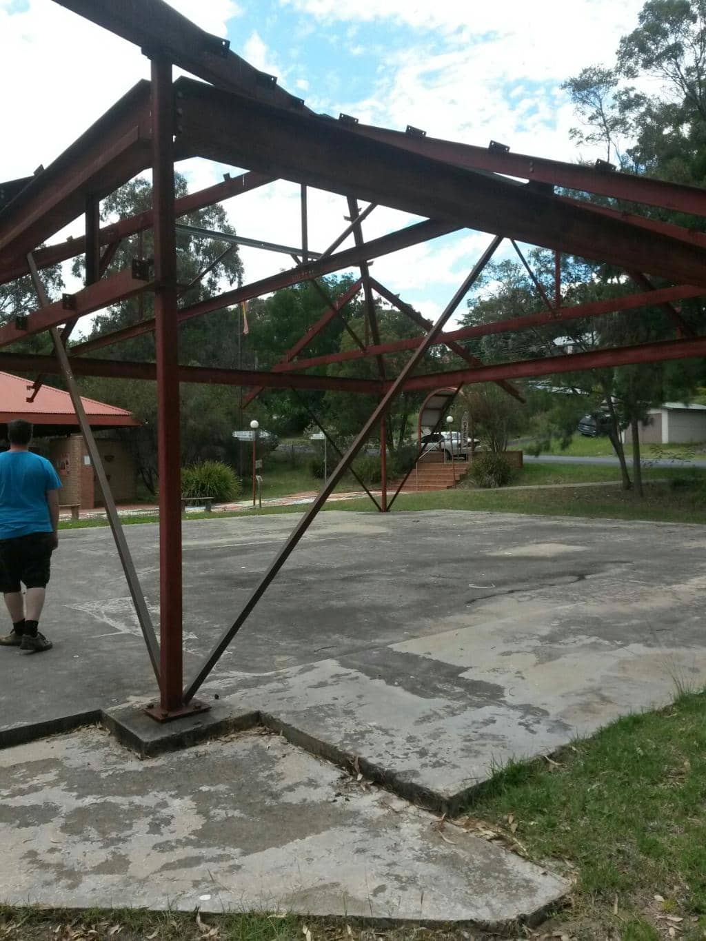 Knowledgeable Guides