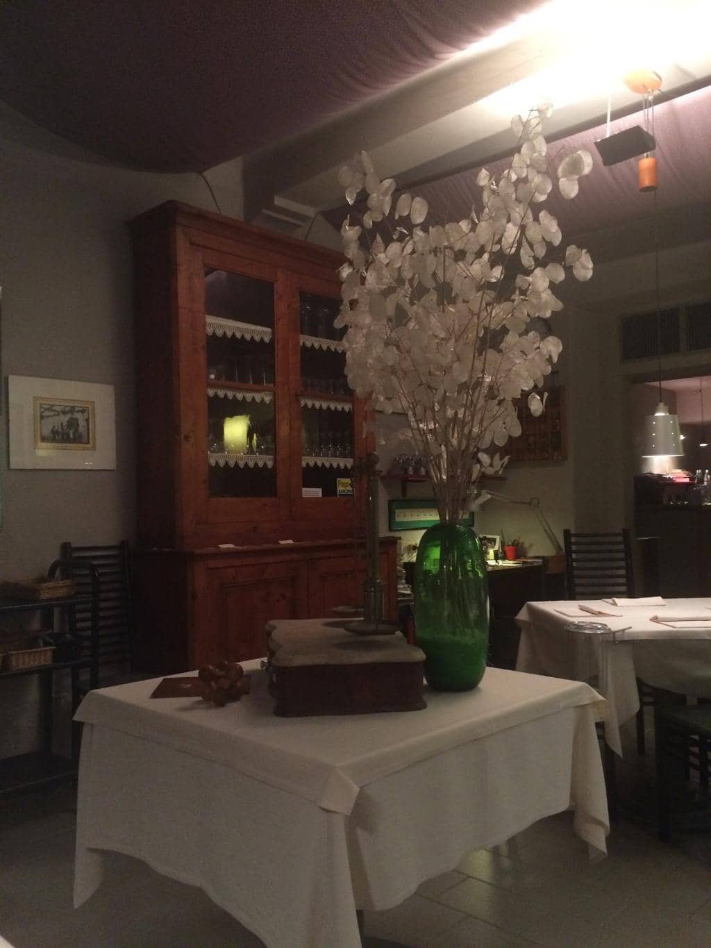 Cozy Neighborhood Ambiance