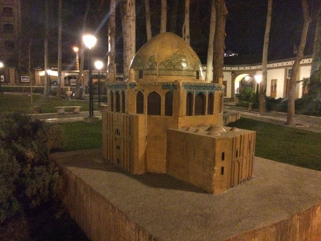 Tranquil Garden Ambiance