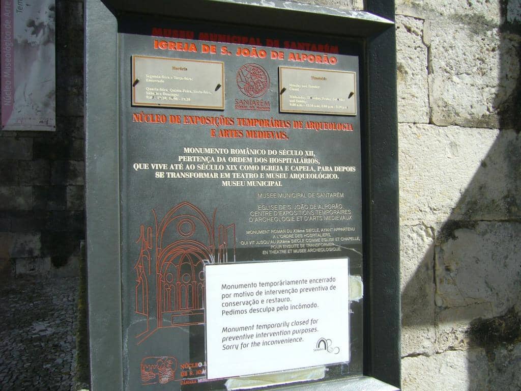 Transitional Romanesque-Gothic Style