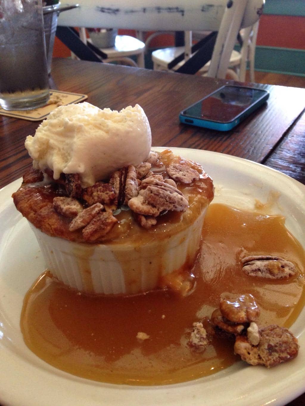 Vibrant Bar Scene & Happy Hour