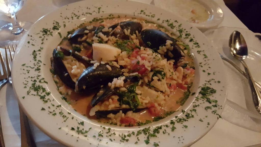 Cozy Exposed Brick Ambiance