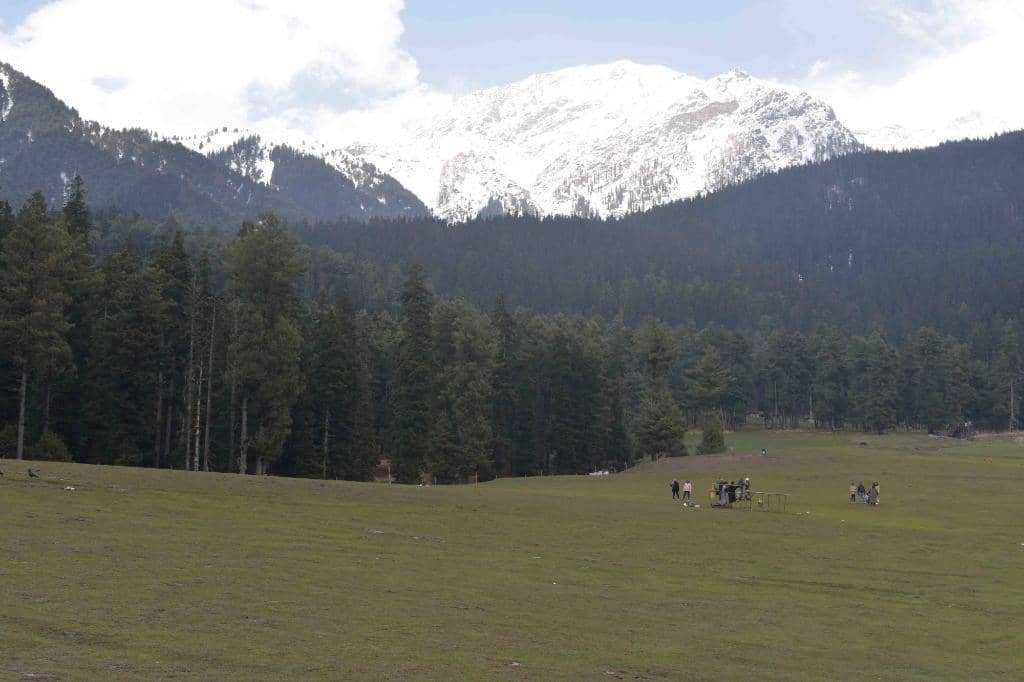 Panoramic Mountain Views