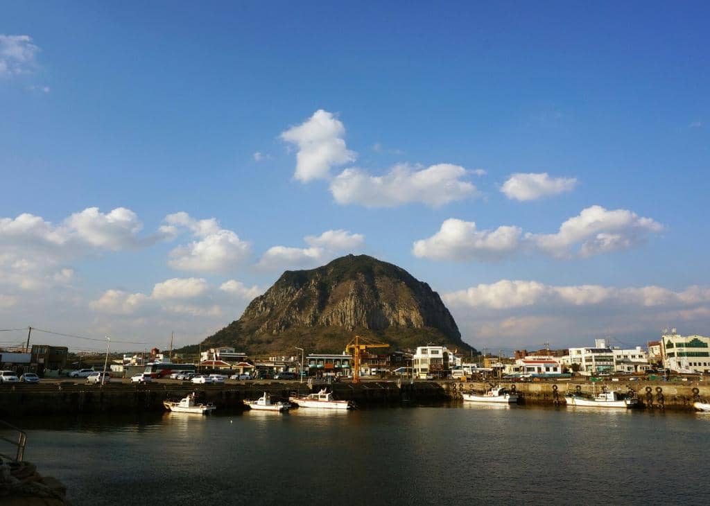 Sanbangsa Temple Cave