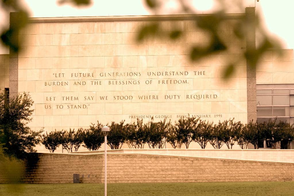Replica White House Press Room