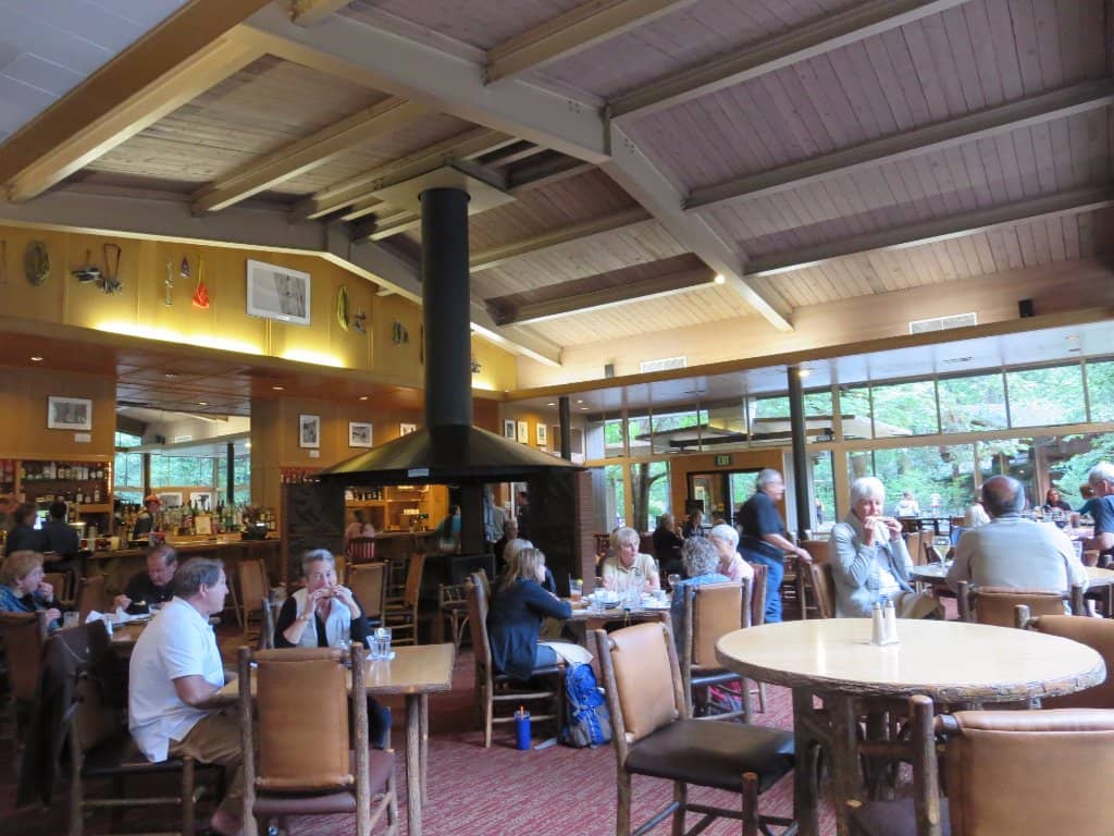 Craft Cocktails and Draft Beers