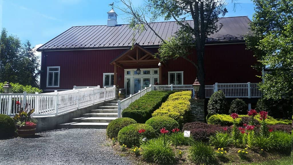 Picturesque Outdoor Seating