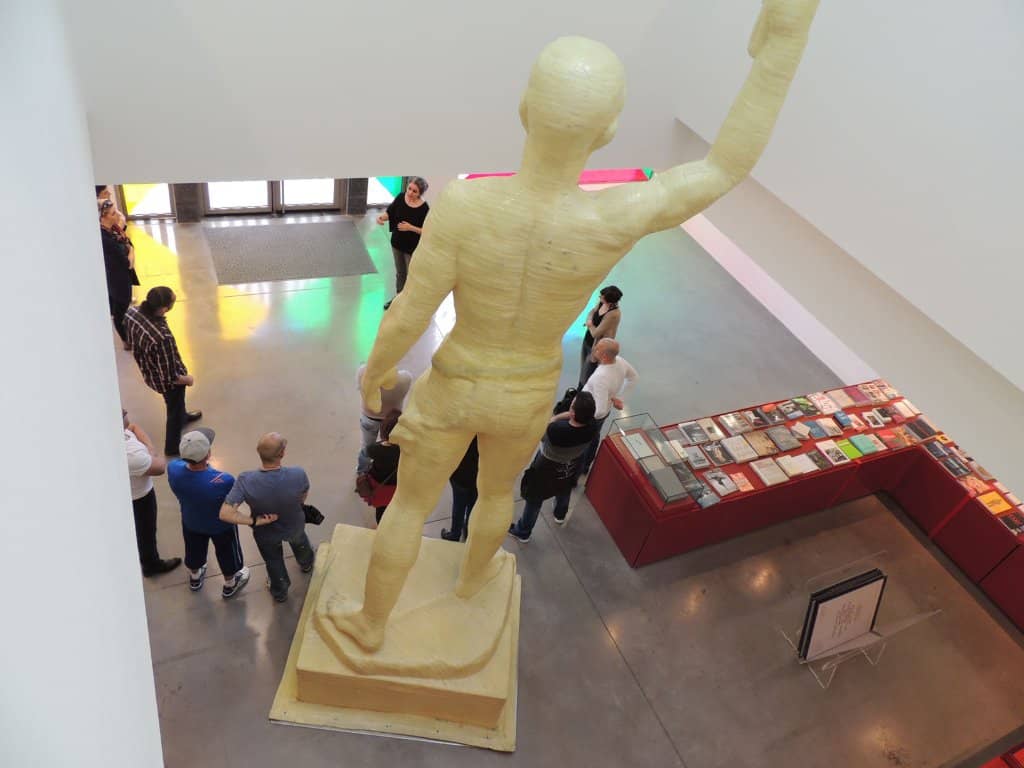 Daniel Buren's 'La Cabane éclatée'