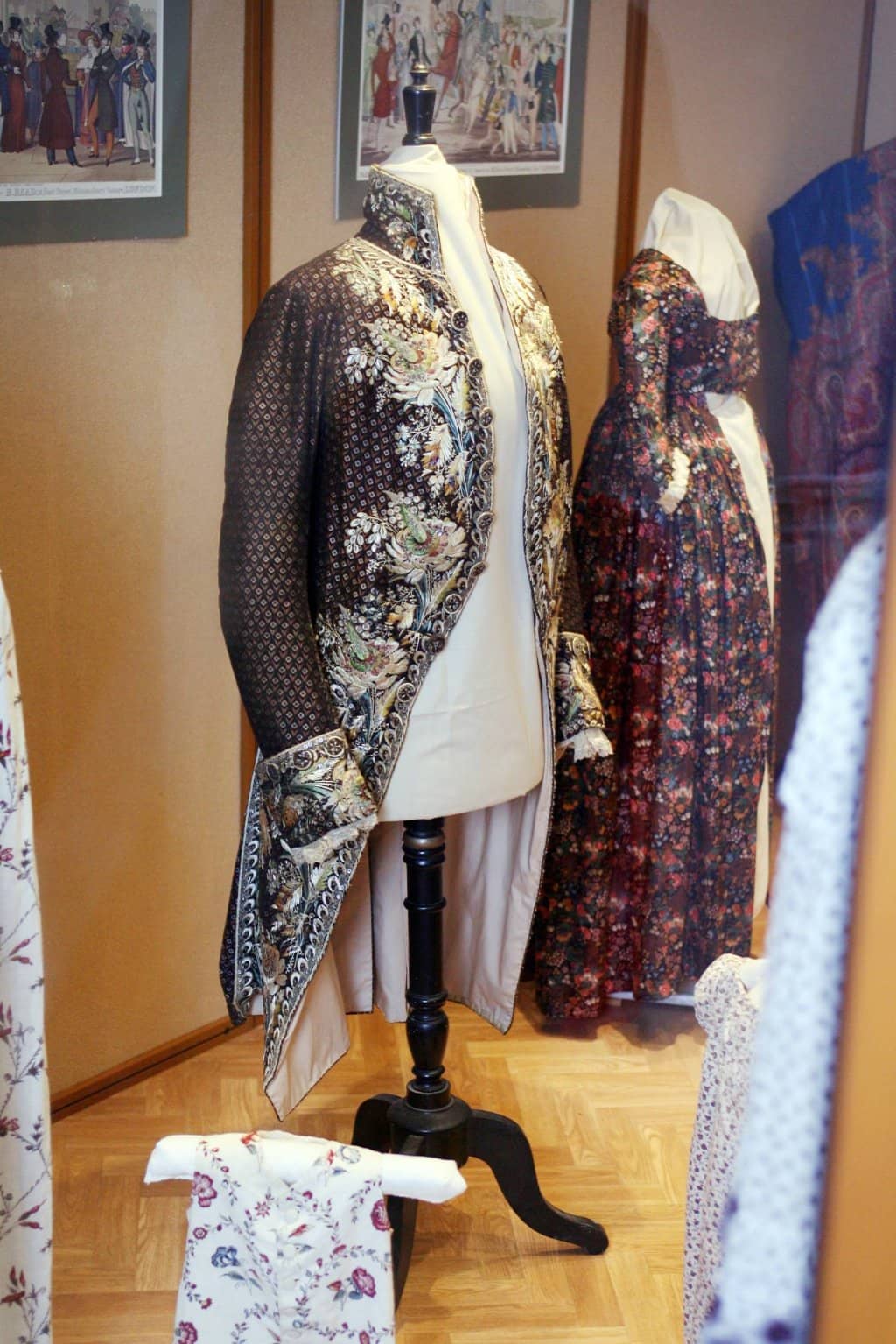 Island Life Exhibits