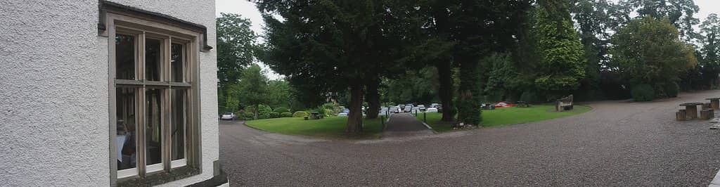 Cozy Brasserie Dining