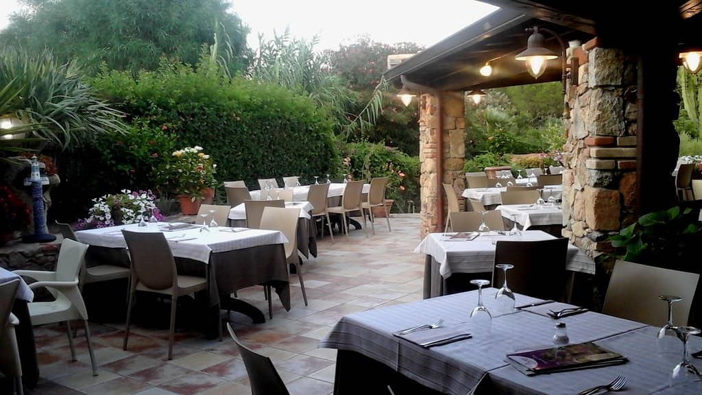 Charming Traditional Decor