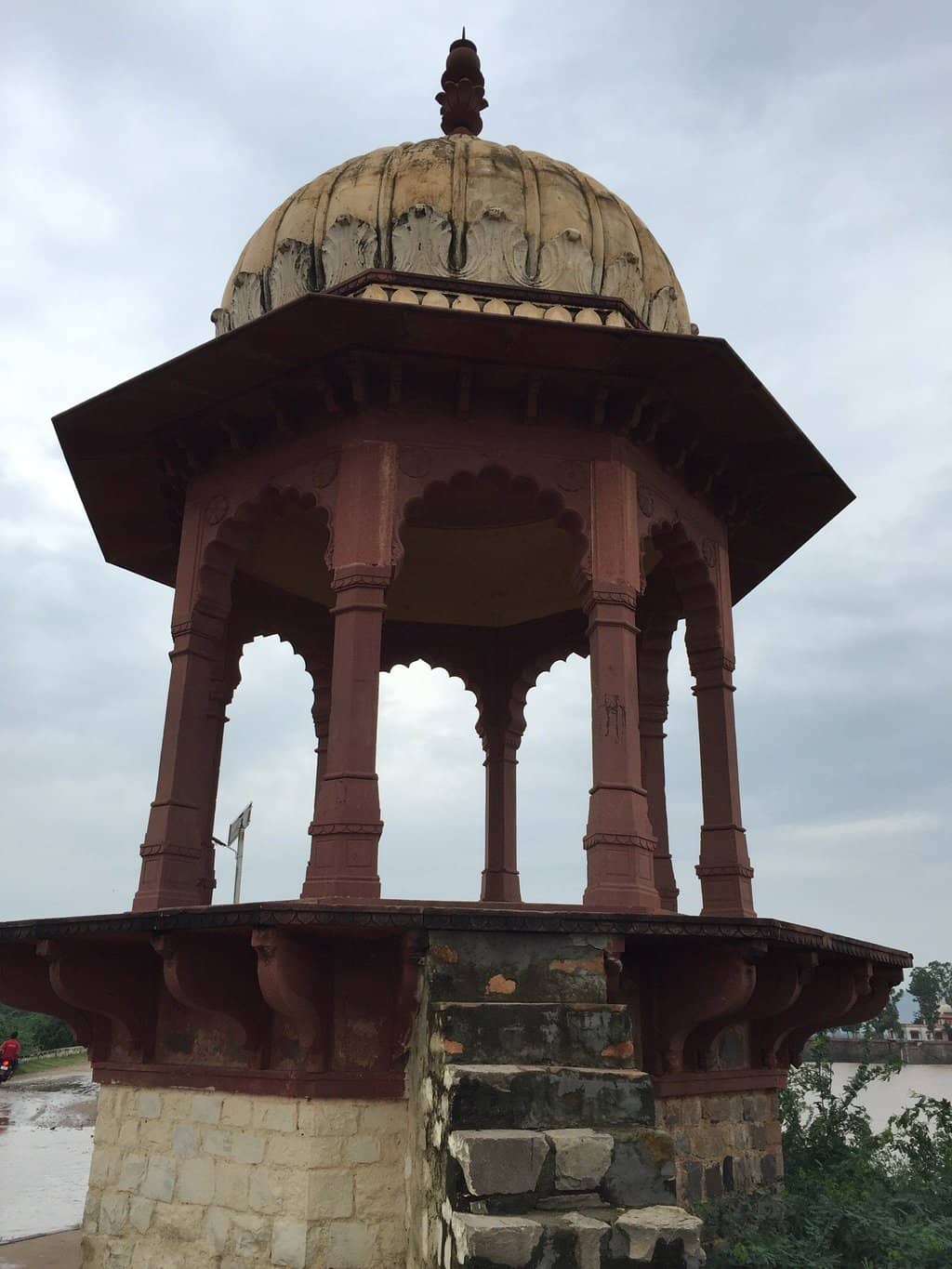 Local Life Observation