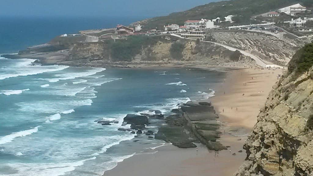 Surfing & Powerful Waves