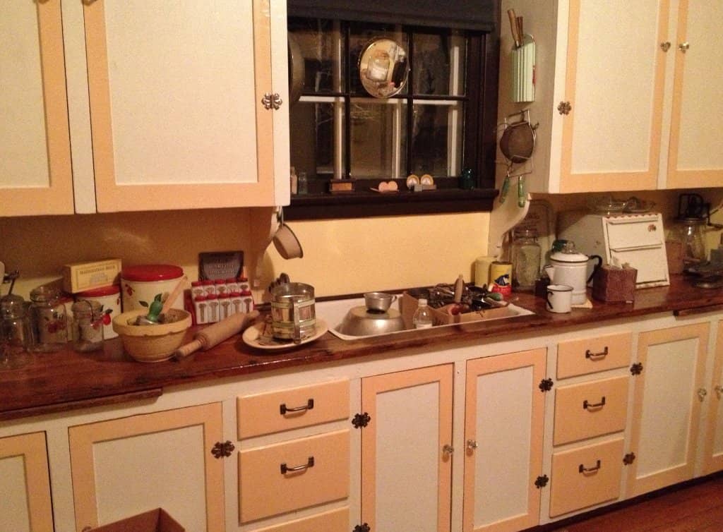 Authentic Era Exhibits