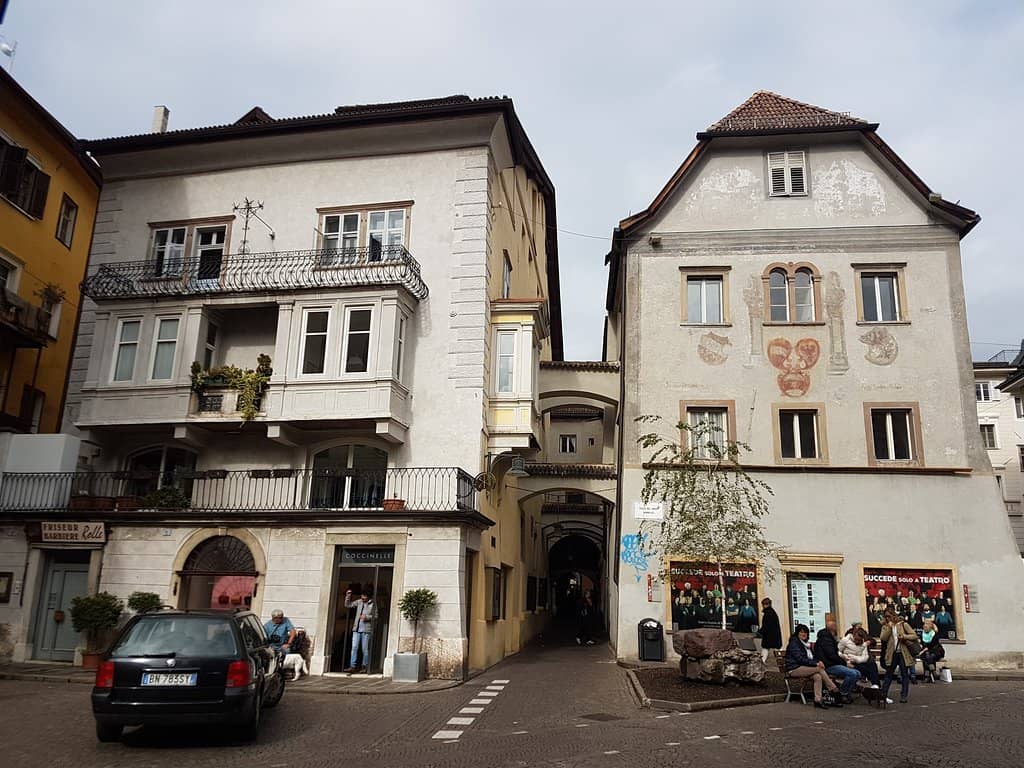 The Frescoed North Gate