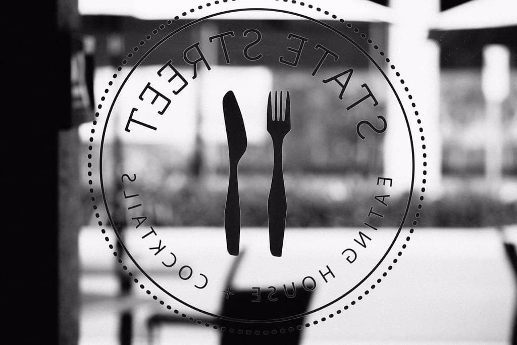 Elegant Mid-Century Ambiance