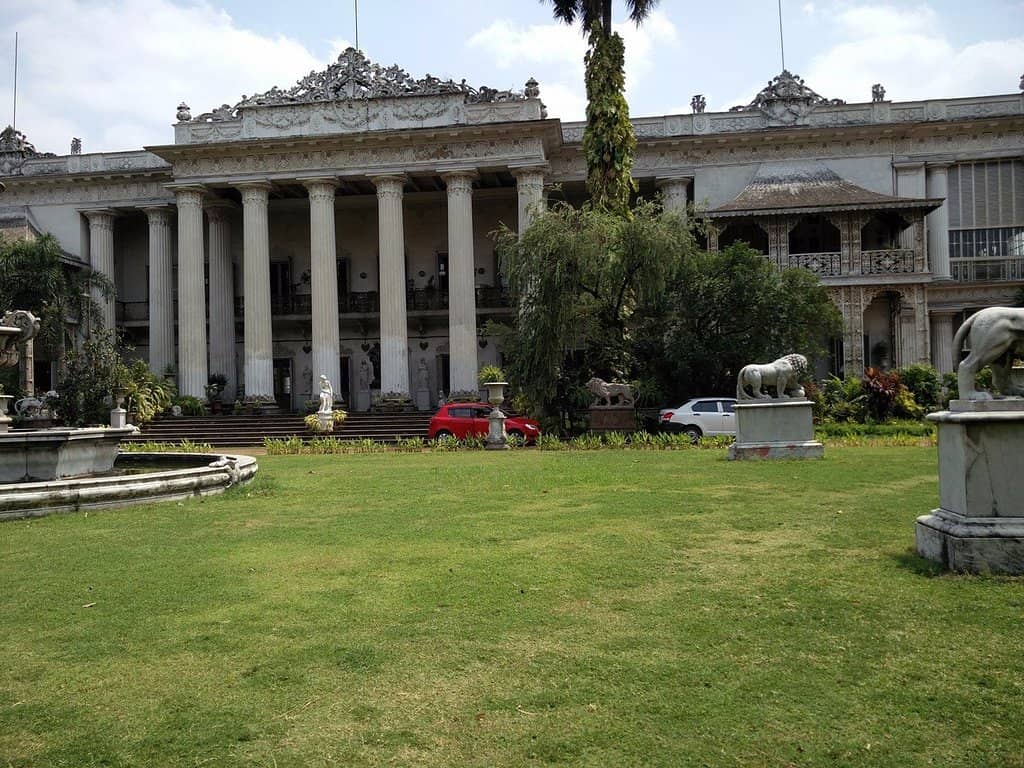 The Historic Marble Palace Zoo