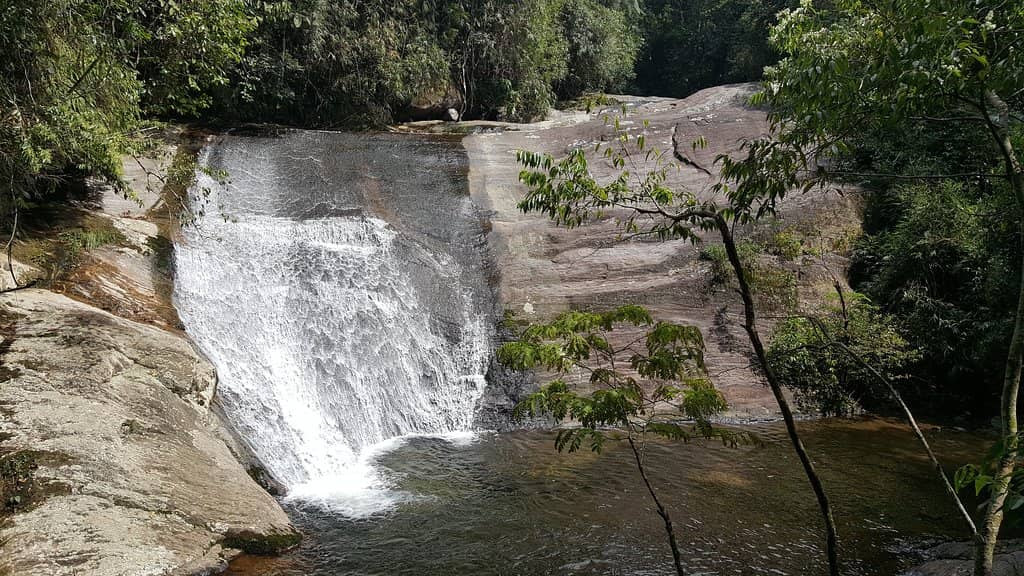 Natural Pools & Refreshing Waters