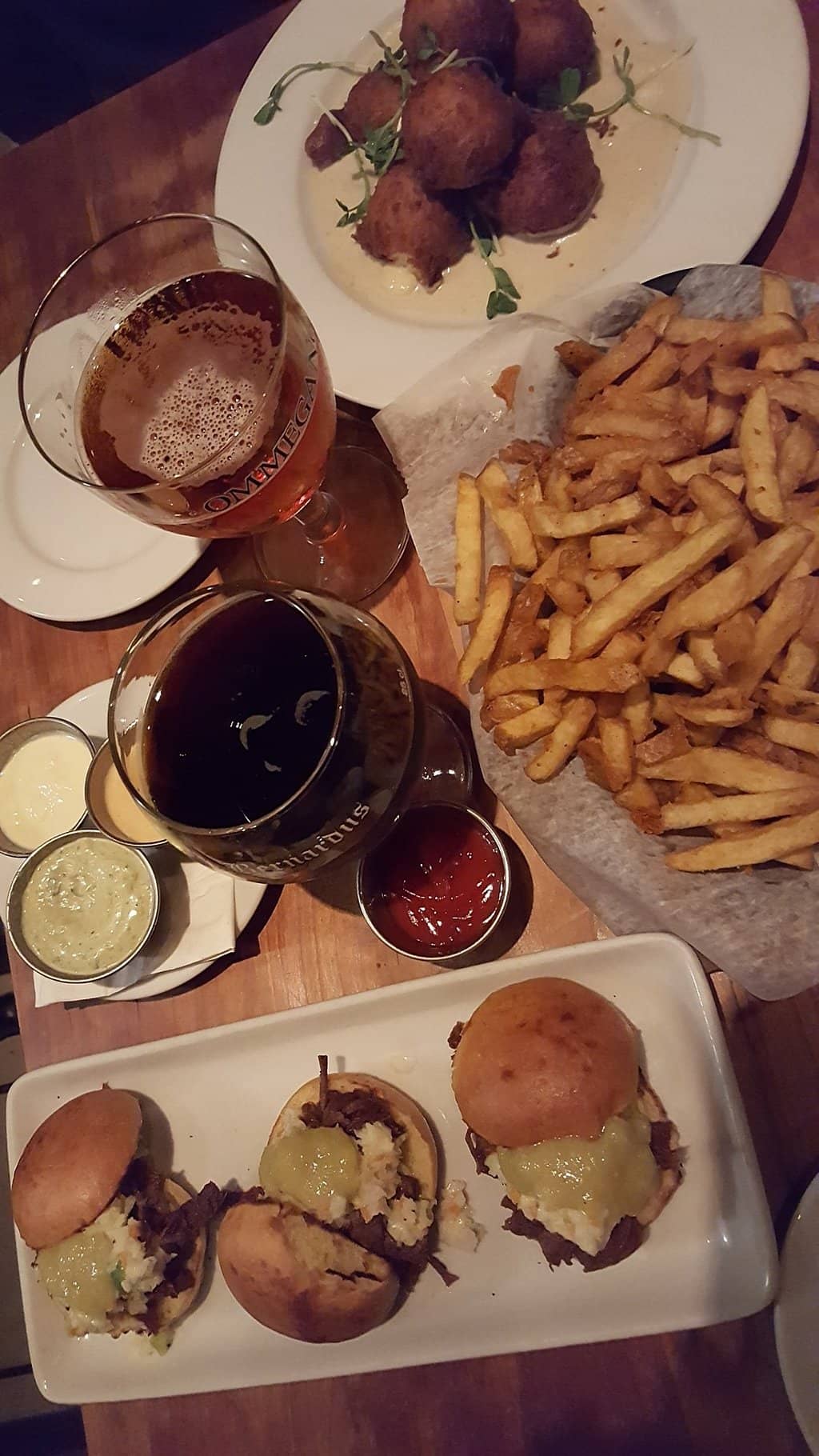 Eclectic Farm-to-Table Comfort Food