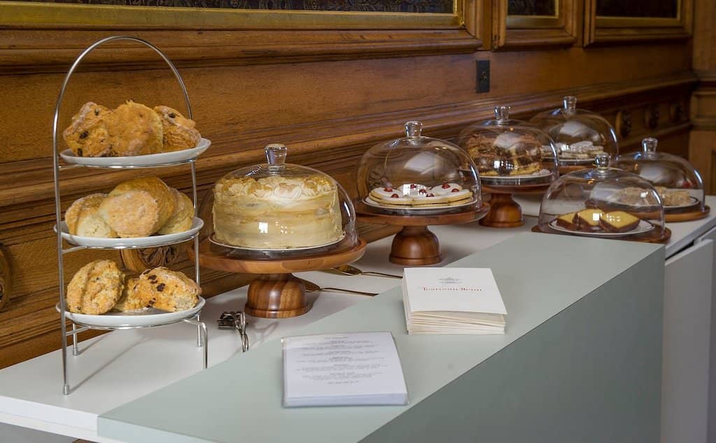 Callendar Park's Natural Beauty