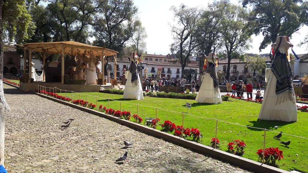 Christmas Tree Spectacle