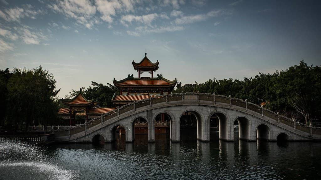 Lingnan Architecture