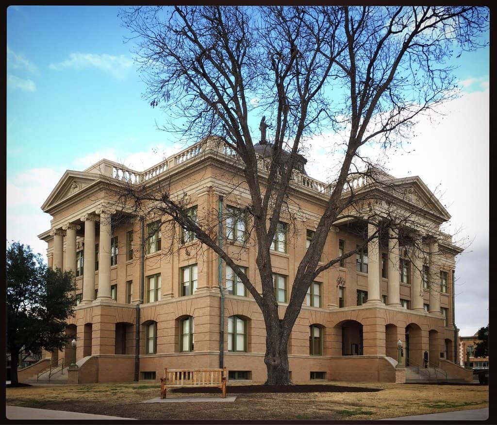 Quiet & Peaceful Living