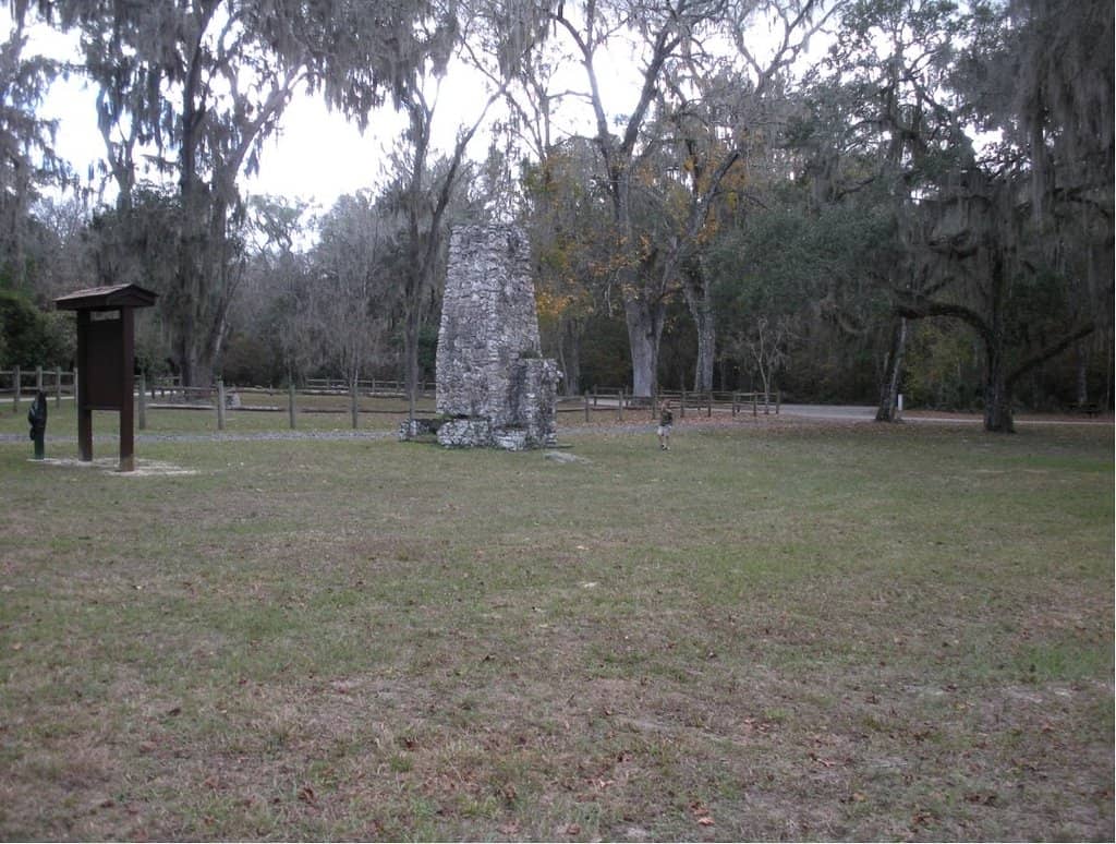 Lake Scenery & Bridge