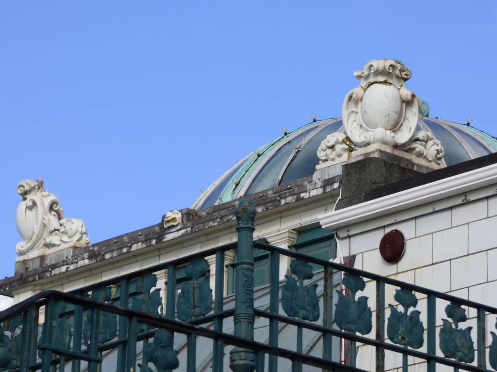 Live Theatre Performances