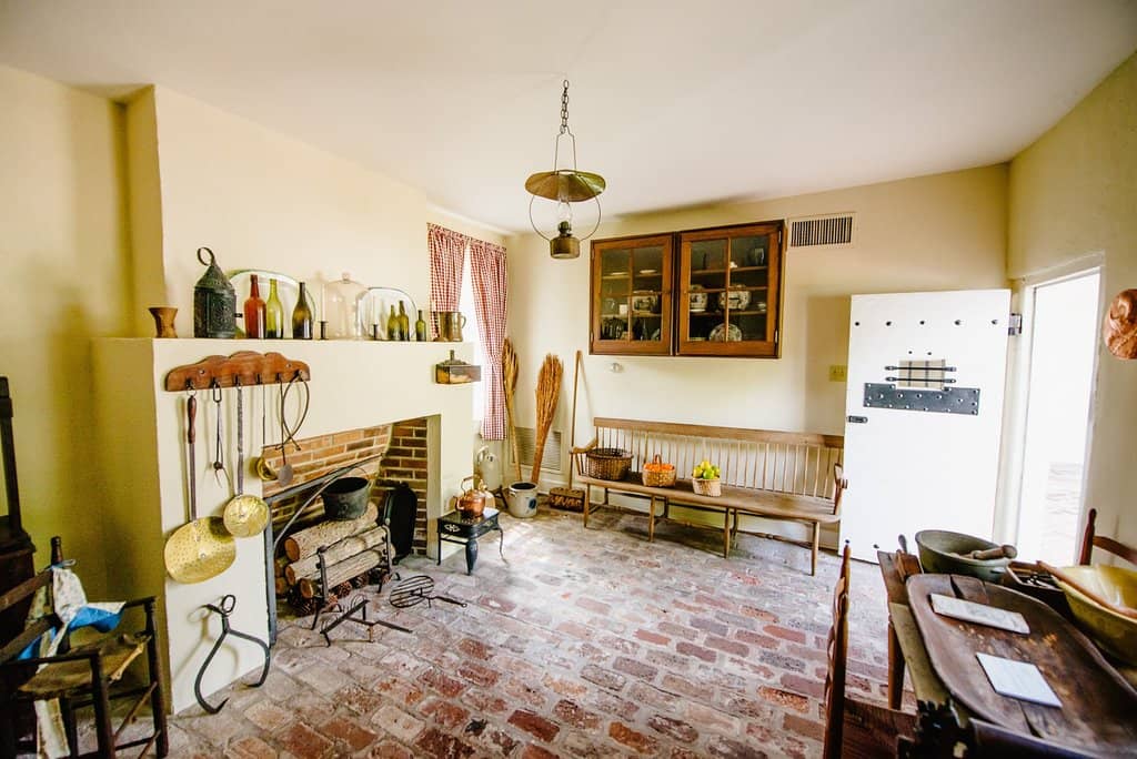 Period-Accurate Decor