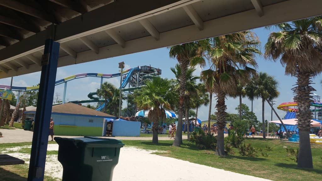 Lazy River & Wave Pool