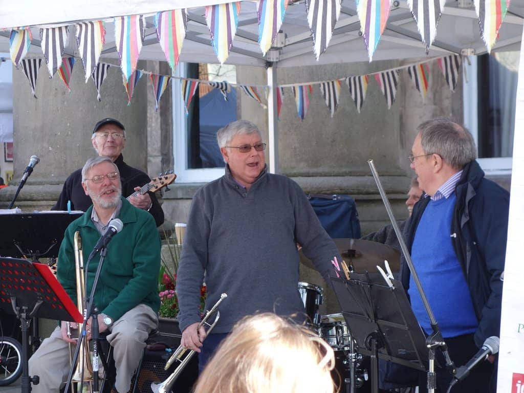 Vintage Finds & Antiques