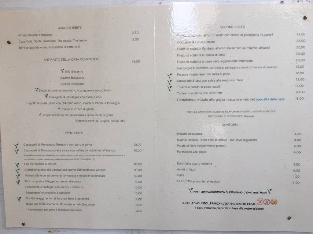 Cozy and Modern Ambiance