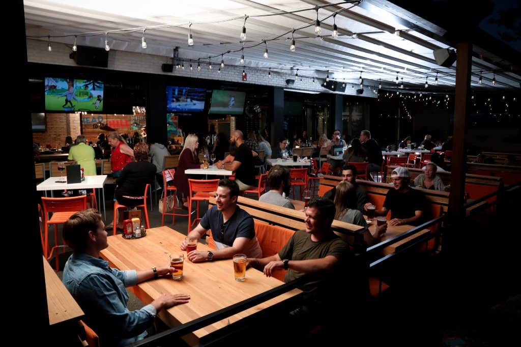 Vibrant Atmosphere & Sports Bar Vibes