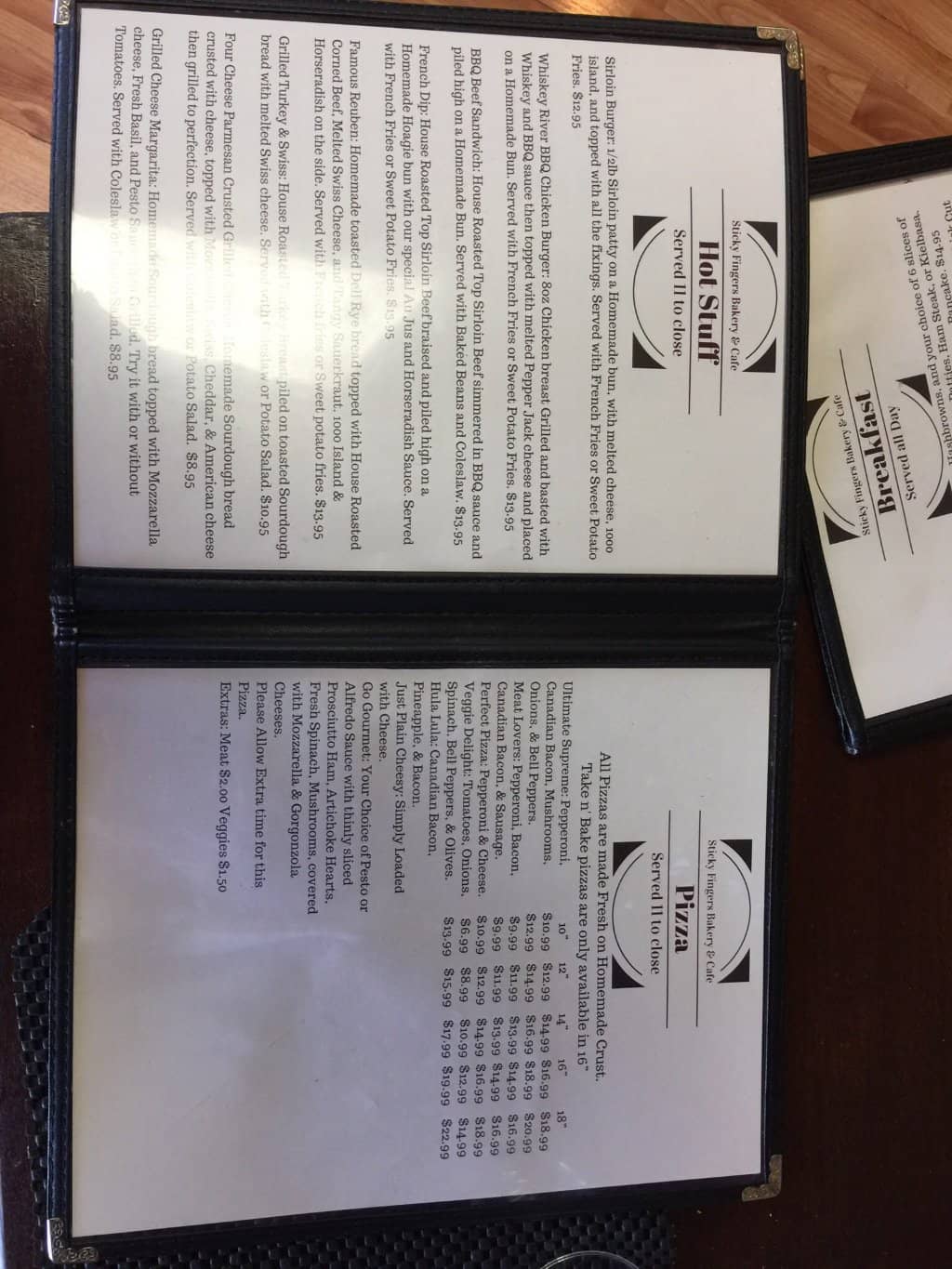 Hearty Breakfasts & Classic Fare