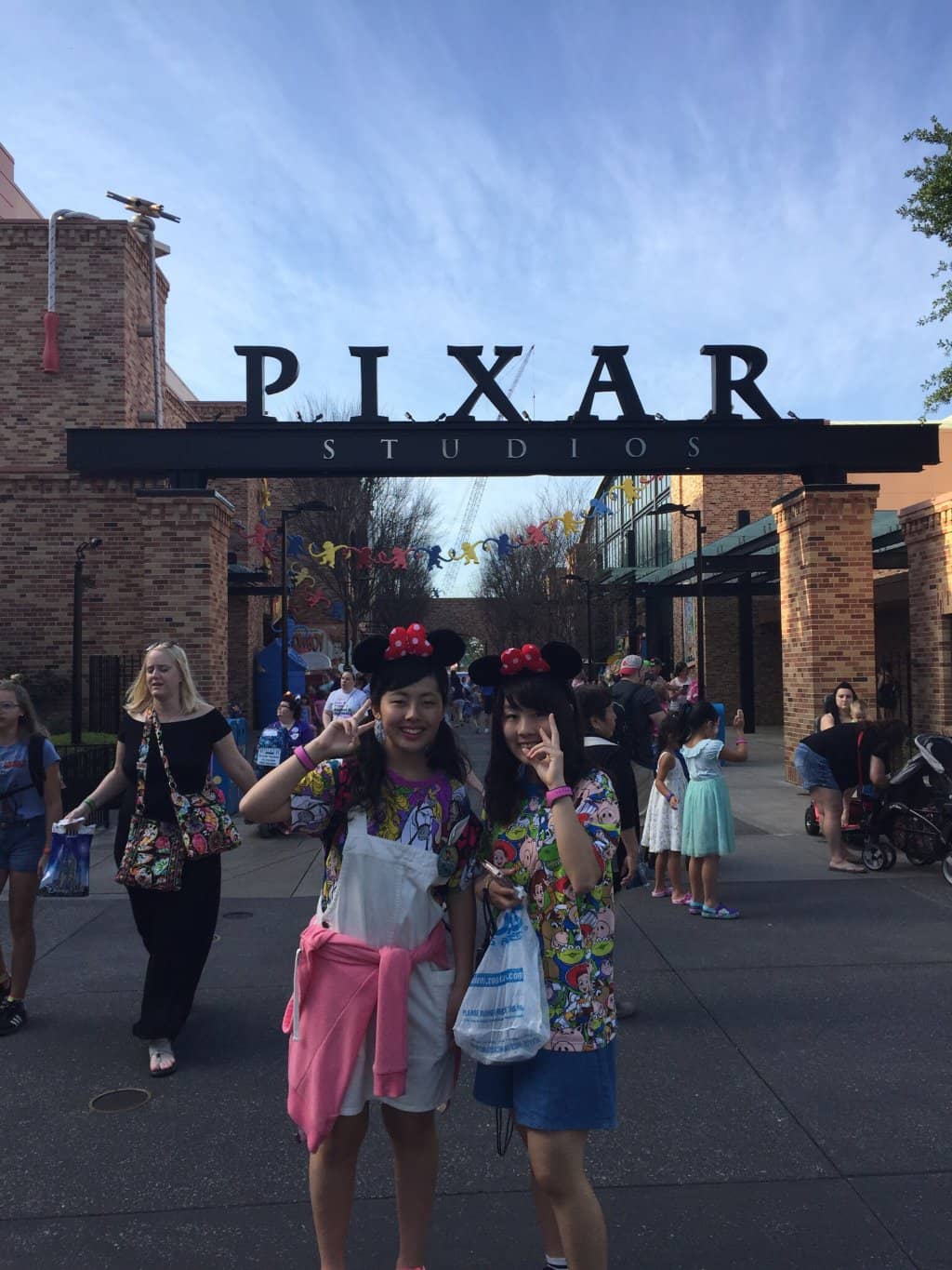 Alien Swirling Saucers