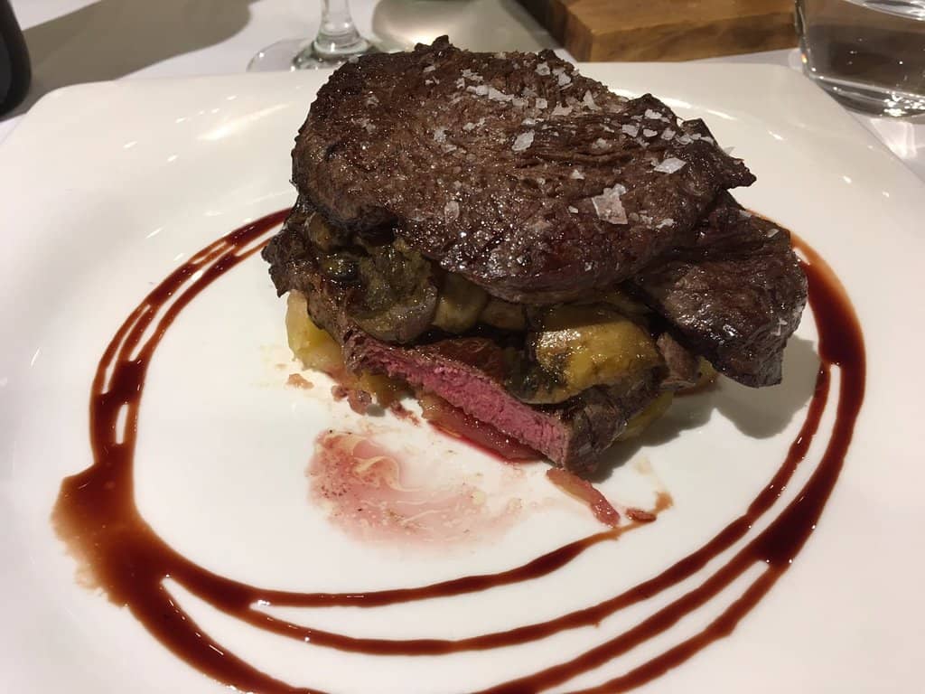 Elegant Dining Experience