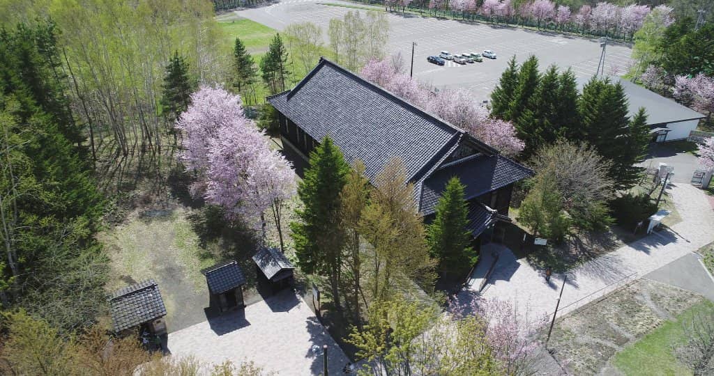 Dioramas of Prison Life