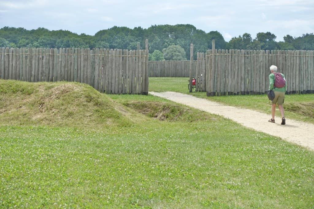 Scenic Hike from Goseck Castle