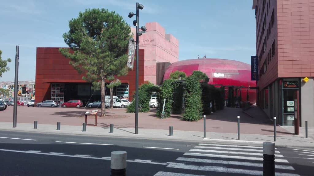 Striking Red Architecture