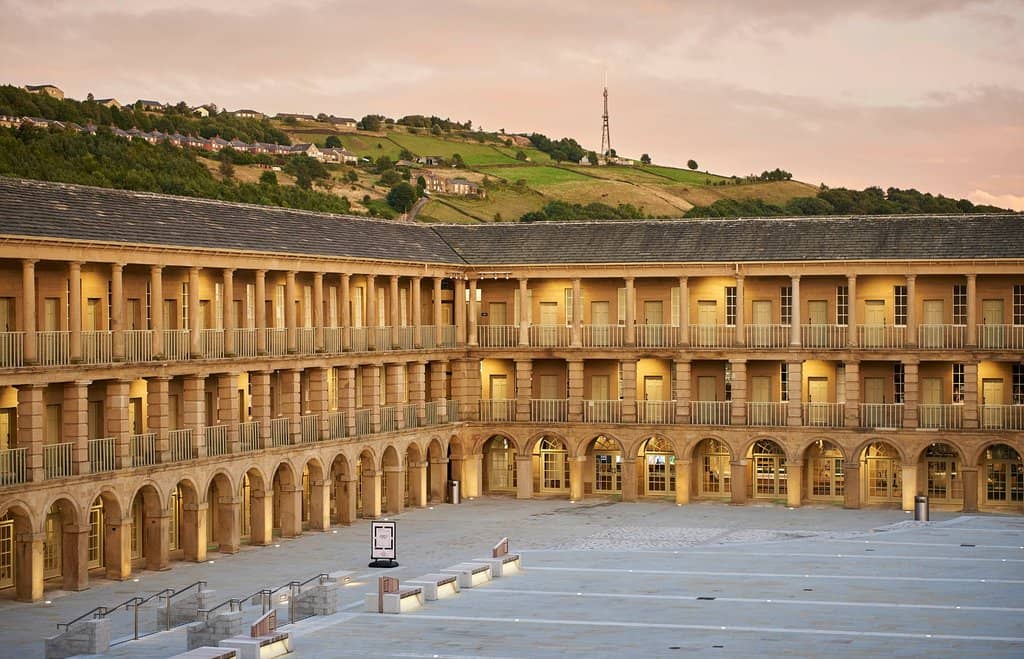 Live Music Spectacles