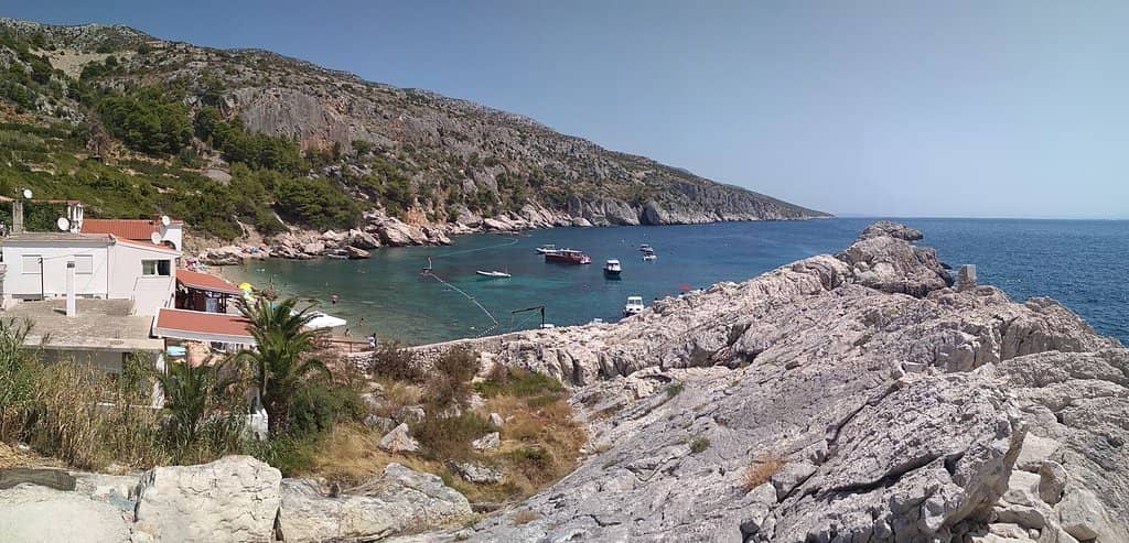 Velo Zaraće Beach Charm