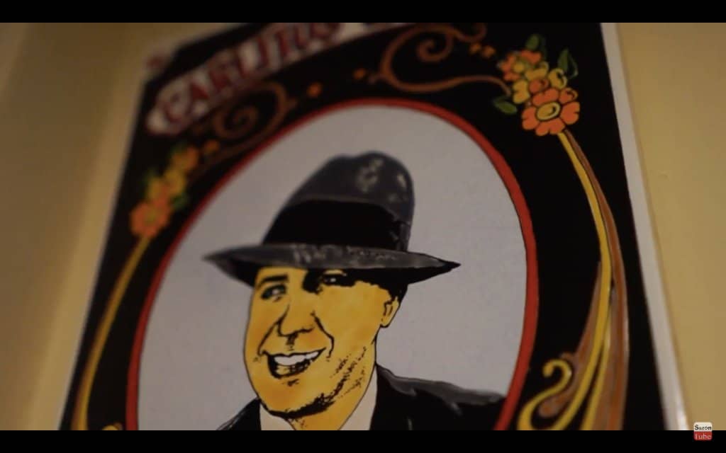 Cozy Ambiance with Live Music