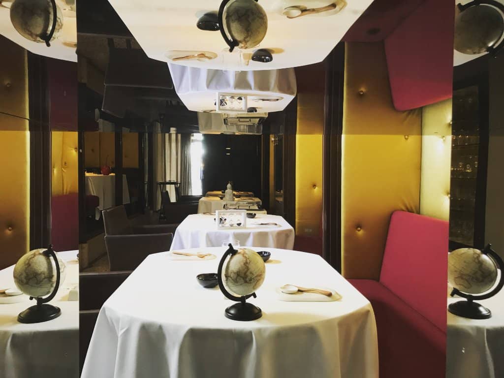 Intimate 5-Table Setting