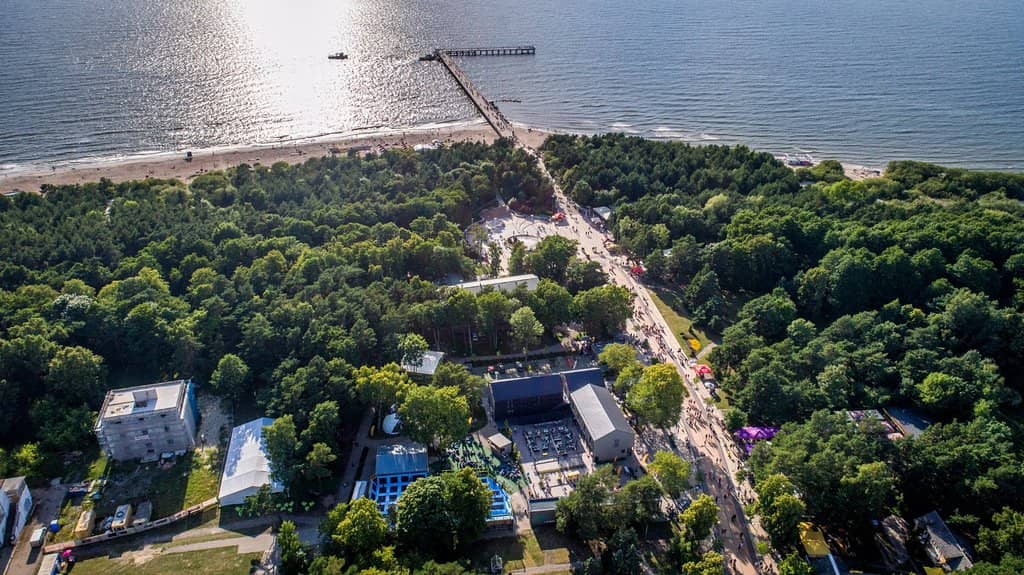 Family Entertainment Hub