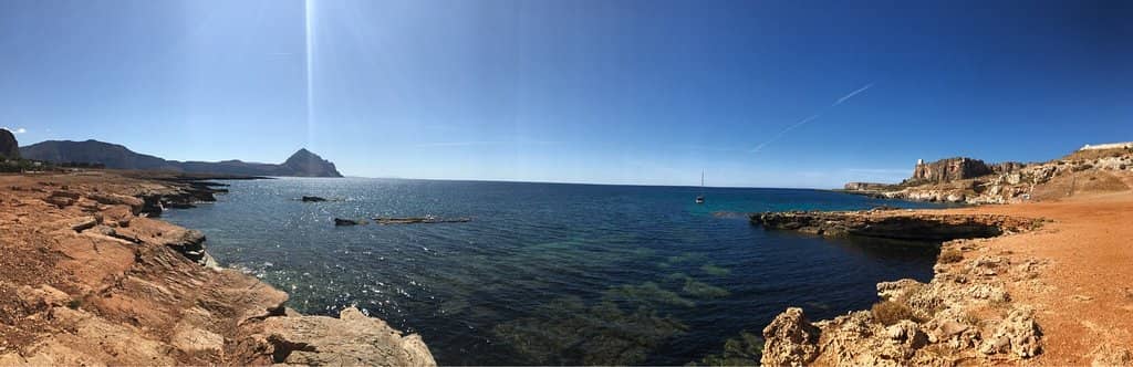 Rocky Shoreline Beauty