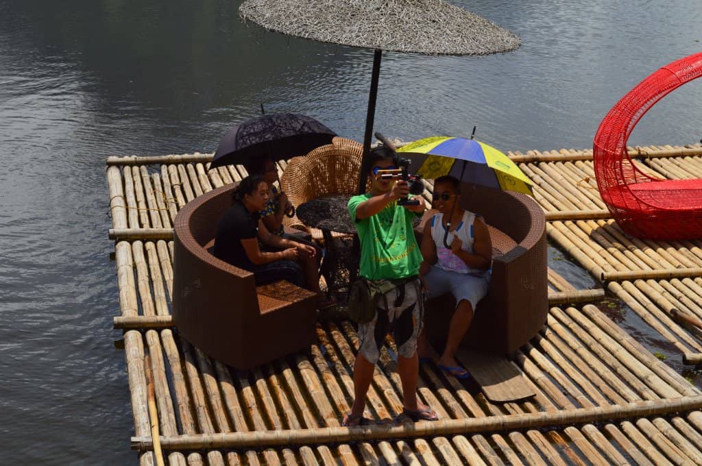 Tranquil Lake Ambiance