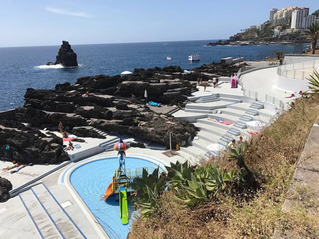 Kids' Pools & Sundecks